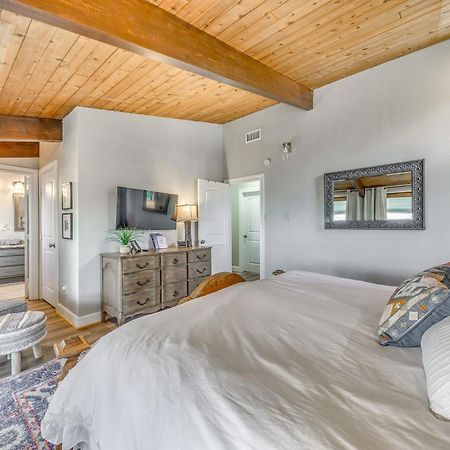 Serene Alto Cabin With Mountain Views And Fire Pit! المظهر الخارجي الصورة