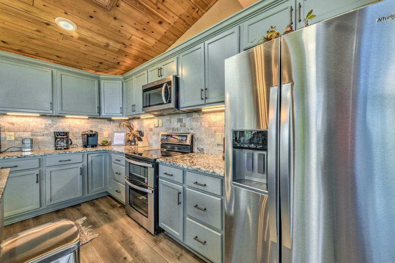 Serene Alto Cabin With Mountain Views And Fire Pit! المظهر الخارجي الصورة