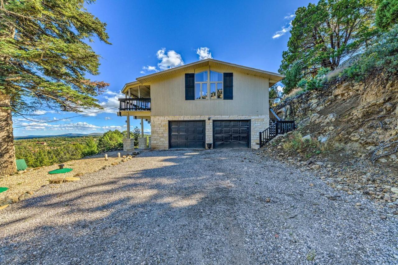 Serene Alto Cabin With Mountain Views And Fire Pit! المظهر الخارجي الصورة