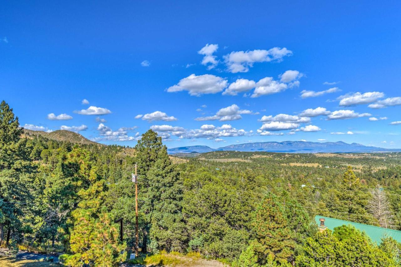 Serene Alto Cabin With Mountain Views And Fire Pit! المظهر الخارجي الصورة