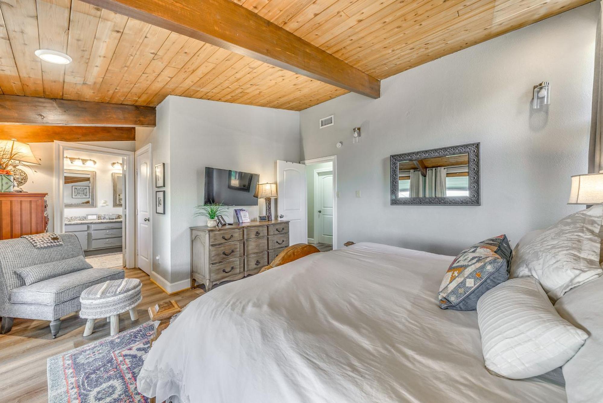 Serene Alto Cabin With Mountain Views And Fire Pit! المظهر الخارجي الصورة