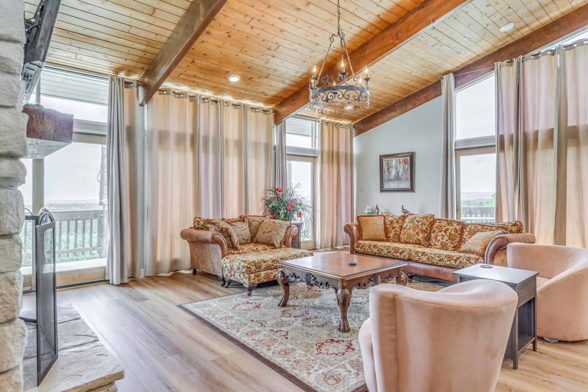 Serene Alto Cabin With Mountain Views And Fire Pit! المظهر الخارجي الصورة